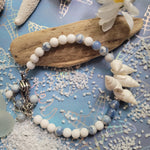 BLUE & WHITE AGATE BEACH BRACELET WITH SHELLS