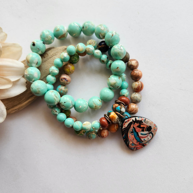 AUSTRALIAN TURQUOISE & MOSAIC SHELL BRACELET SET