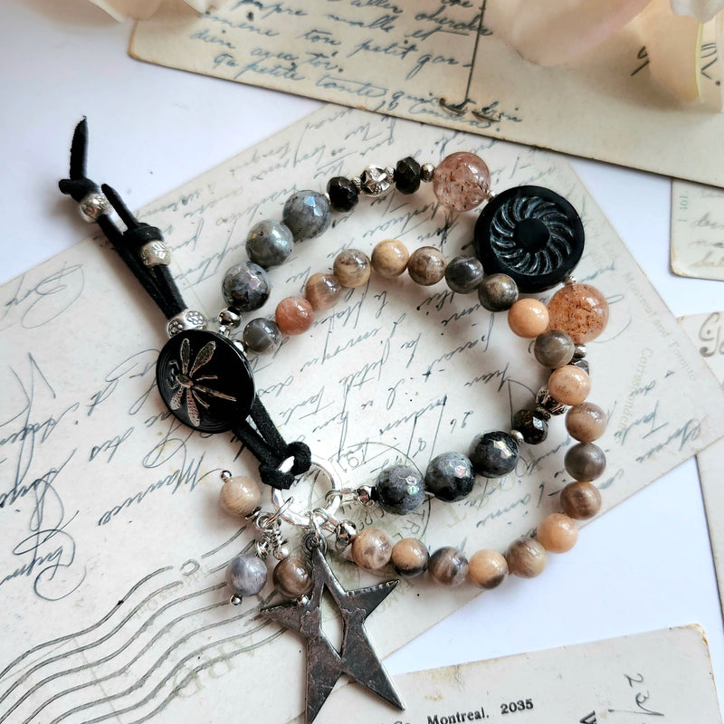 BLACK SUNSTONE DOUBLE BRACELET WITH DRAGONFLY BUTTON