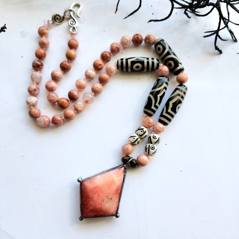 PINK AGATE TRIBAL NECKLACE