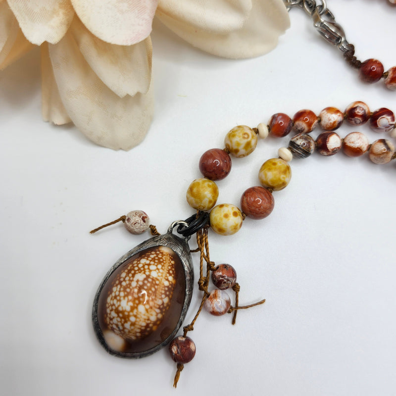 SPECKLED BROWN COWRIE SHELL NECKLACE