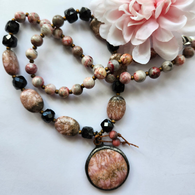 EXOTICA BLACK TOURMALINE & RHODOCHROSITE NECKLACE