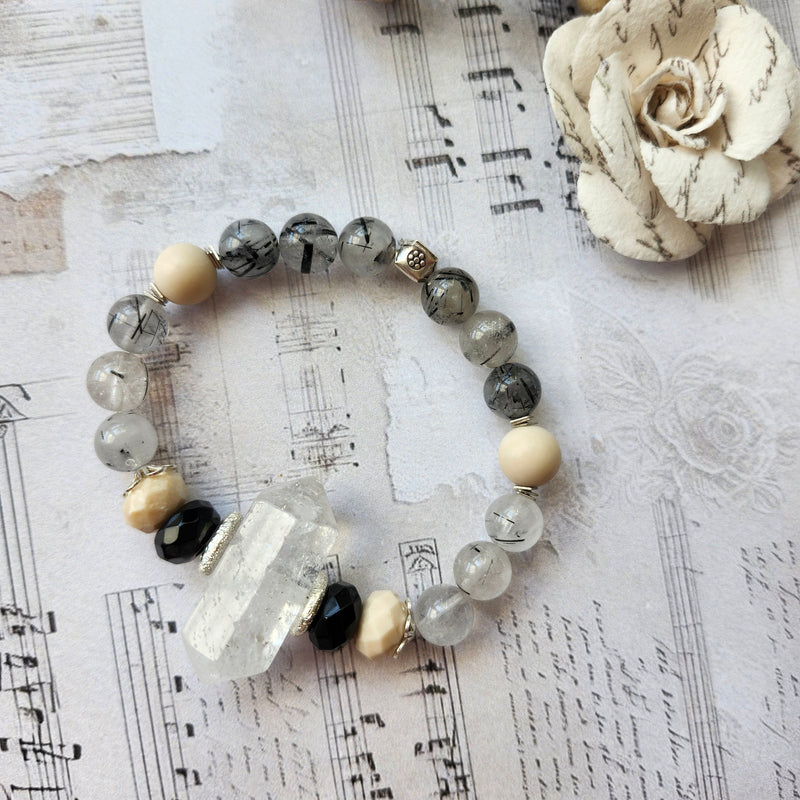 BLACK & WHITE QUARTZ