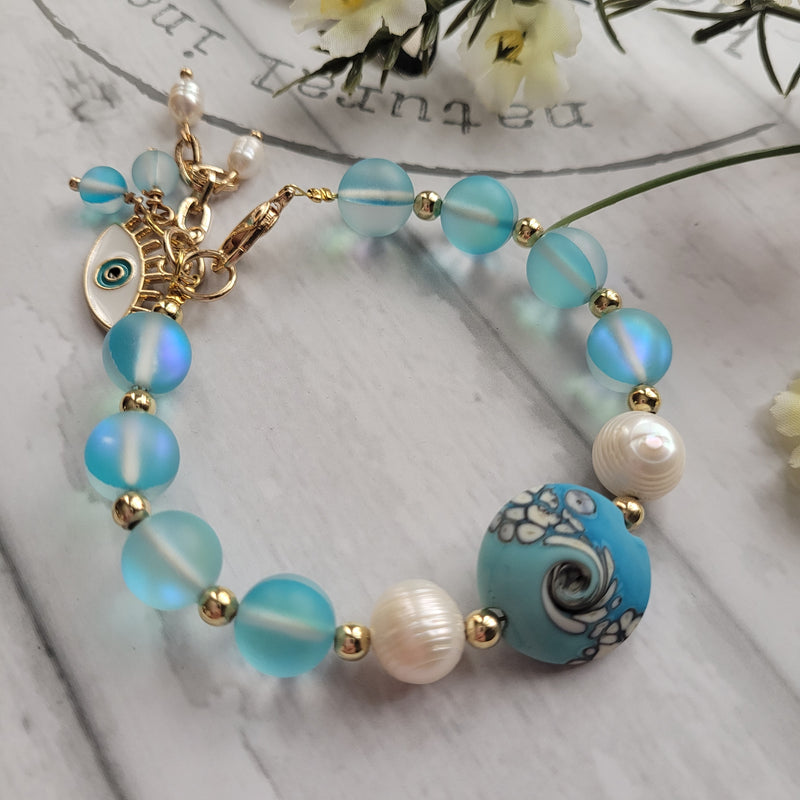 TURQUOISE SEA GLASS & FAUX PEARL BRACELET