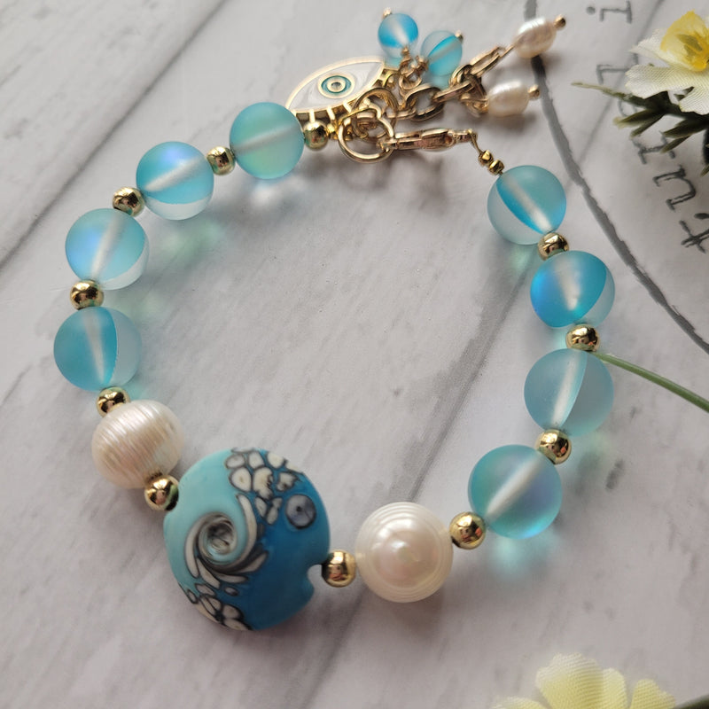 TURQUOISE SEA GLASS & FAUX PEARL BRACELET